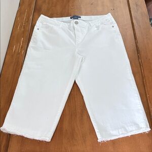 Democracy Absolution White Skimmer Jeans Size 14